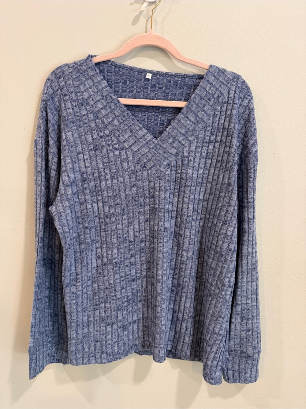 Cozy V-Neck Ribbed Sweater - Blue lightweight